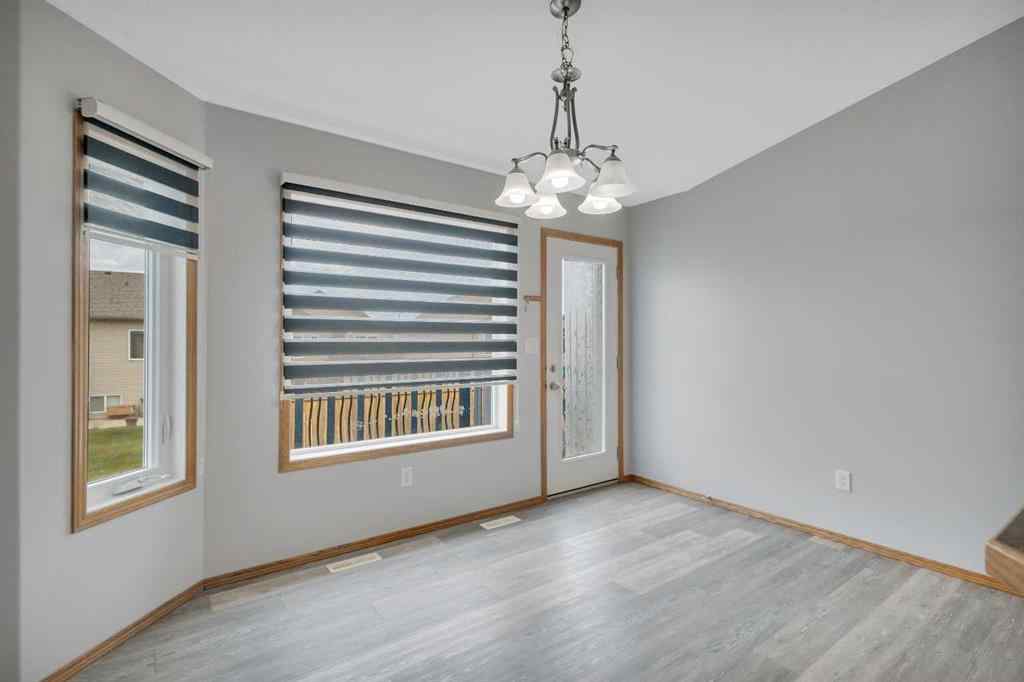 MLS® A2240334 - 6407 60 Street Close  in Meadowlark Estates Ponoka, Residential