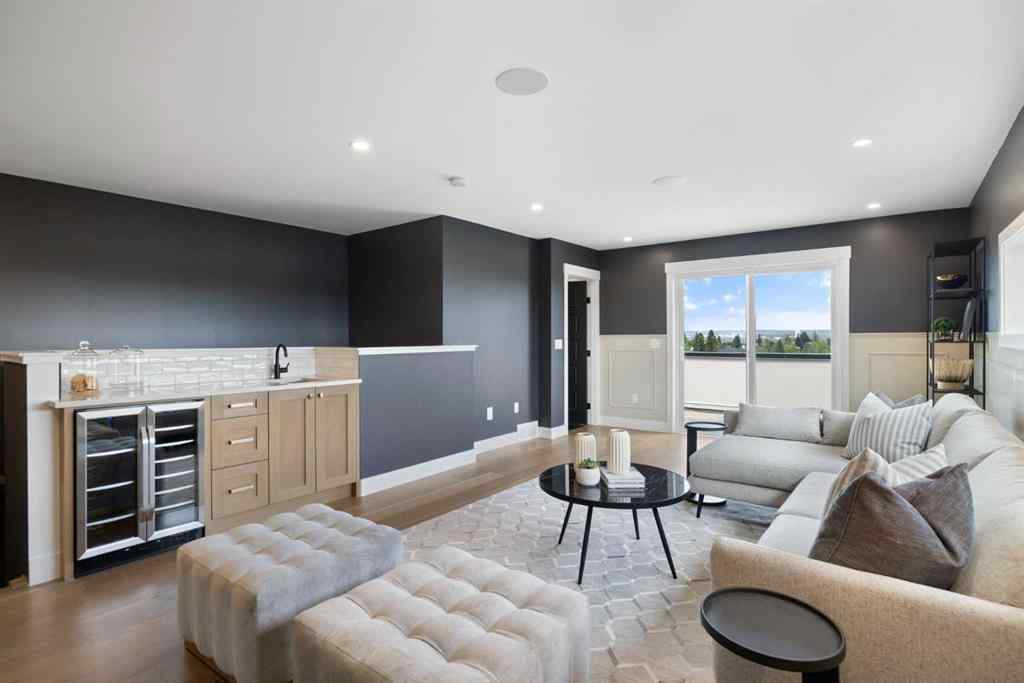 MLS® A2240342 - 2006 29 Avenue SW in South Calgary Calgary, Residential