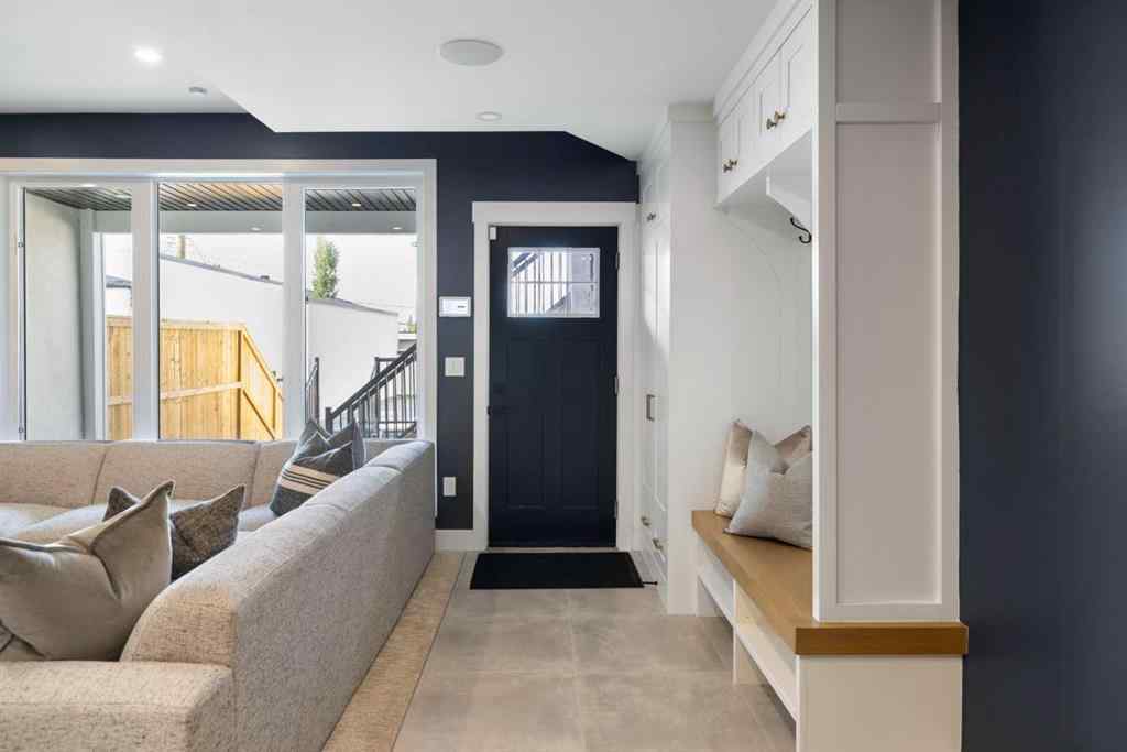 MLS® A2240342 - 2006 29 Avenue SW in South Calgary Calgary, Residential