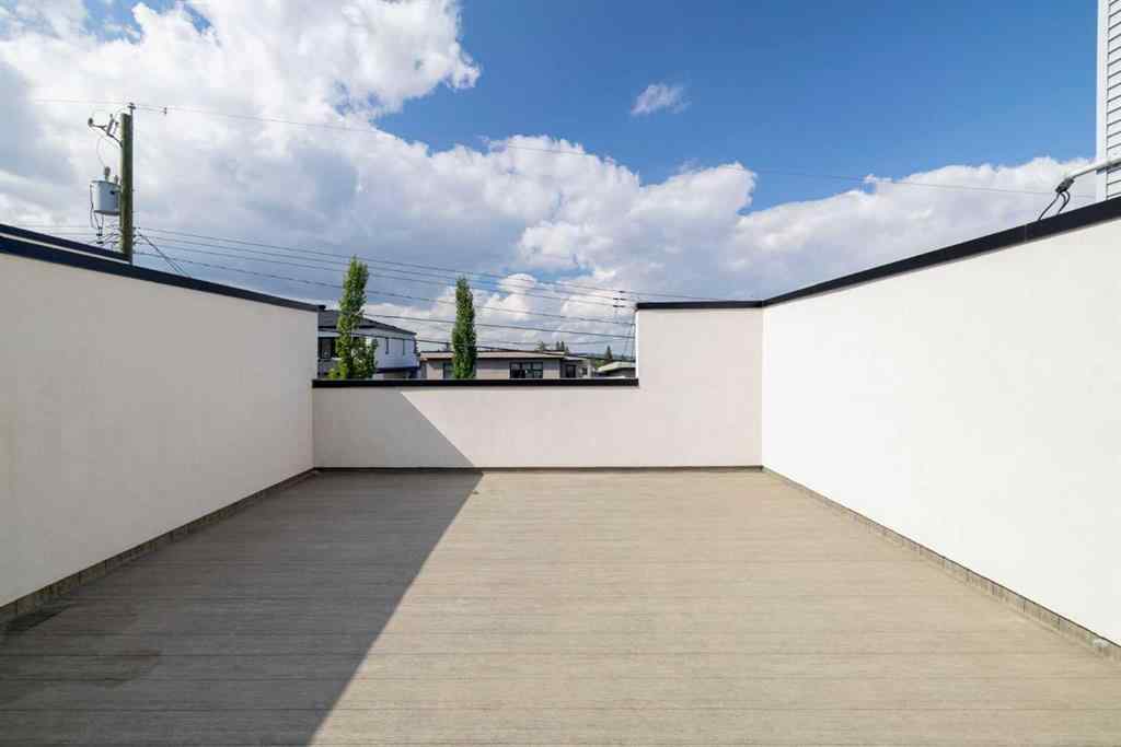 MLS® A2240342 - 2006 29 Avenue SW in South Calgary Calgary, Residential