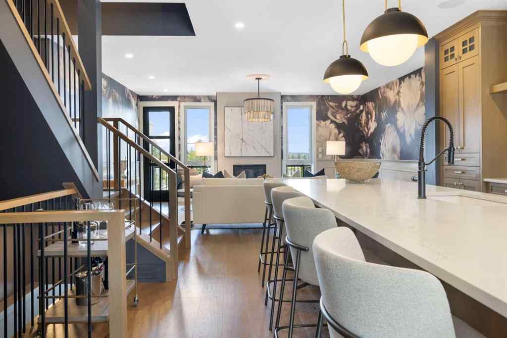 MLS® A2240342 - 2006 29 Avenue SW in South Calgary Calgary, Residential