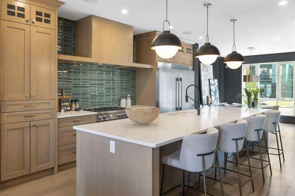 MLS® A2240342 - 2006 29 Avenue SW in South Calgary Calgary, Residential