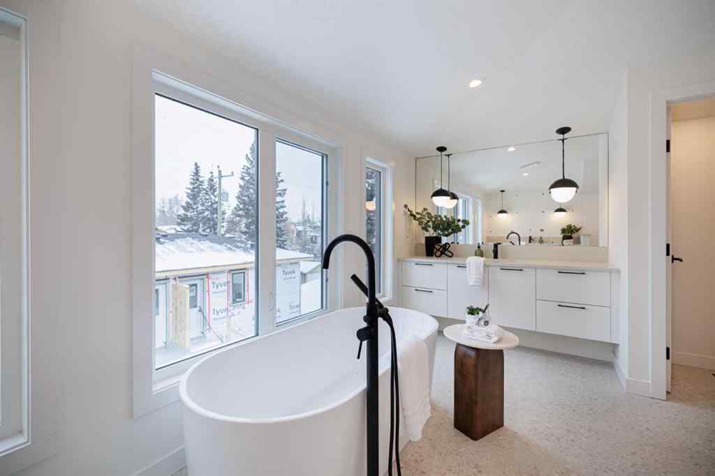 MLS® A2240356 - 2611 25 Street SW in Richmond Calgary, Residential