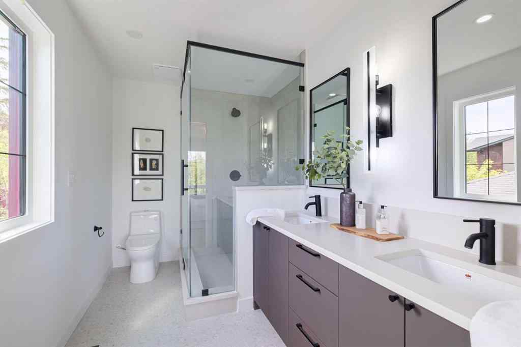 MLS® A2240356 - 2611 25 Street SW in Richmond Calgary, Residential