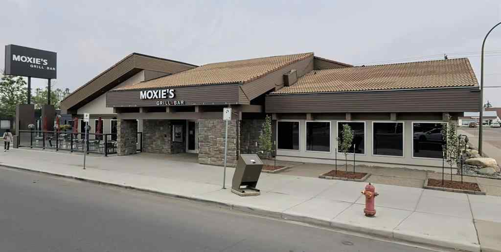 MLS® A2240372 - 1621 3 Avenue S in Upper Eastside Lethbridge, Commercial