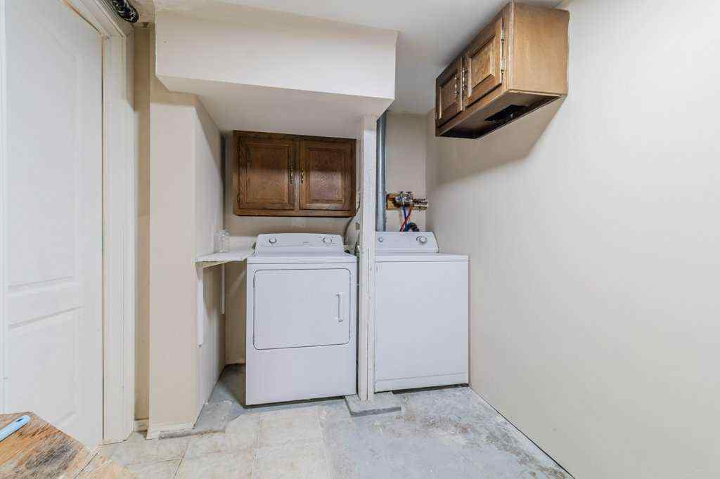MLS® A2240376 - 4001 51 A Street  in Michener Hill Red Deer, Residential