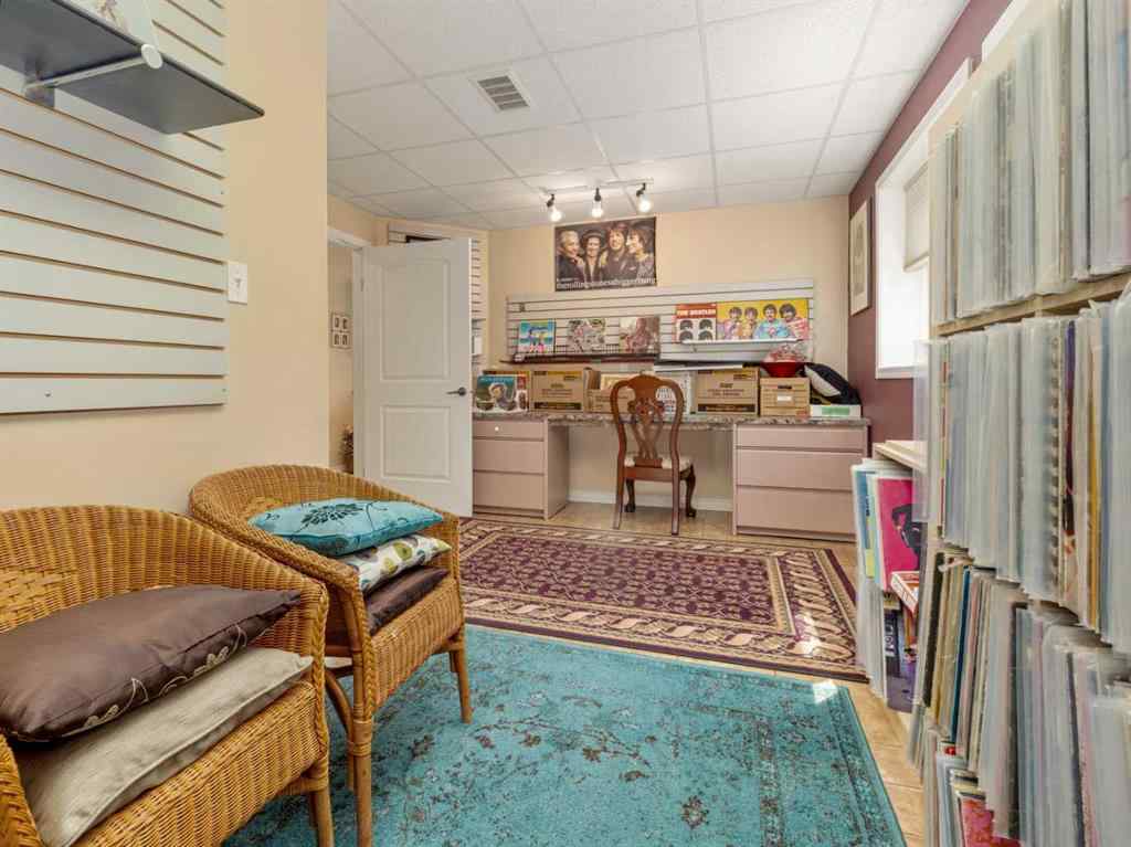 MLS® A2240377 - 2006 7 Avenue S in Victoria Park Lethbridge, Residential