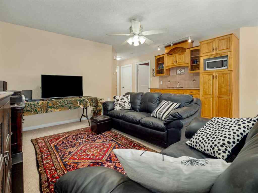 MLS® A2240377 - 2006 7 Avenue S in Victoria Park Lethbridge, Residential