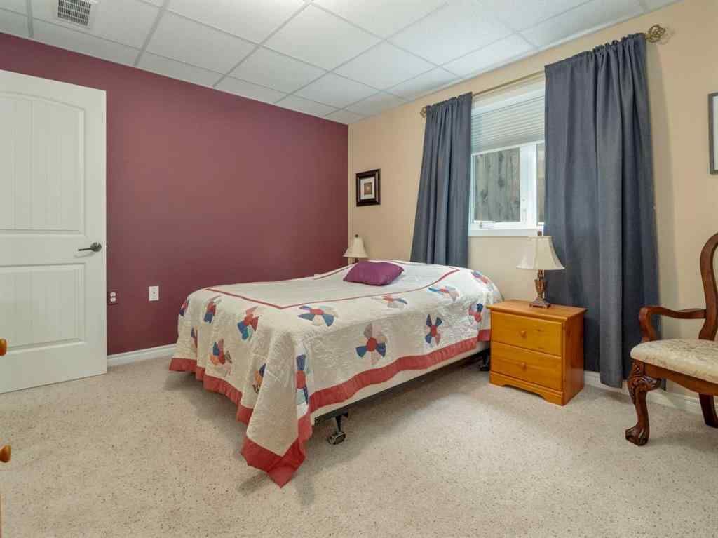 MLS® A2240377 - 2006 7 Avenue S in Victoria Park Lethbridge, Residential