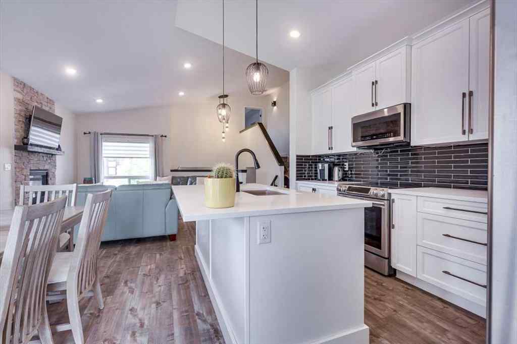 MLS® A2240386 - 73 Longmire Close  in Laredo Red Deer, Residential