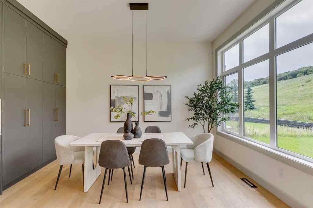 MLS® A2240397 - 431 Patterson Boulevard SW in Patterson Calgary, Residential