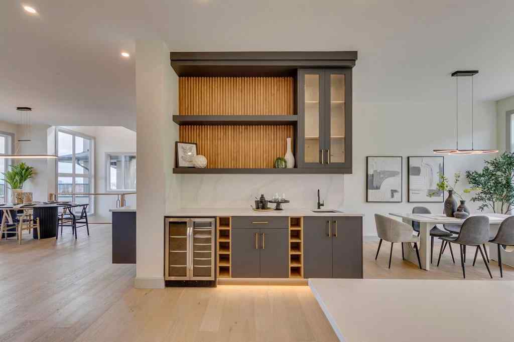MLS® A2240397 - 431 Patterson Boulevard SW in Patterson Calgary, Residential