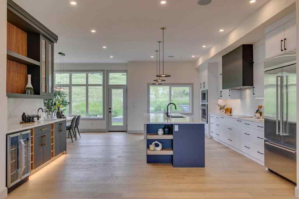 MLS® A2240397 - 431 Patterson Boulevard SW in Patterson Calgary, Residential