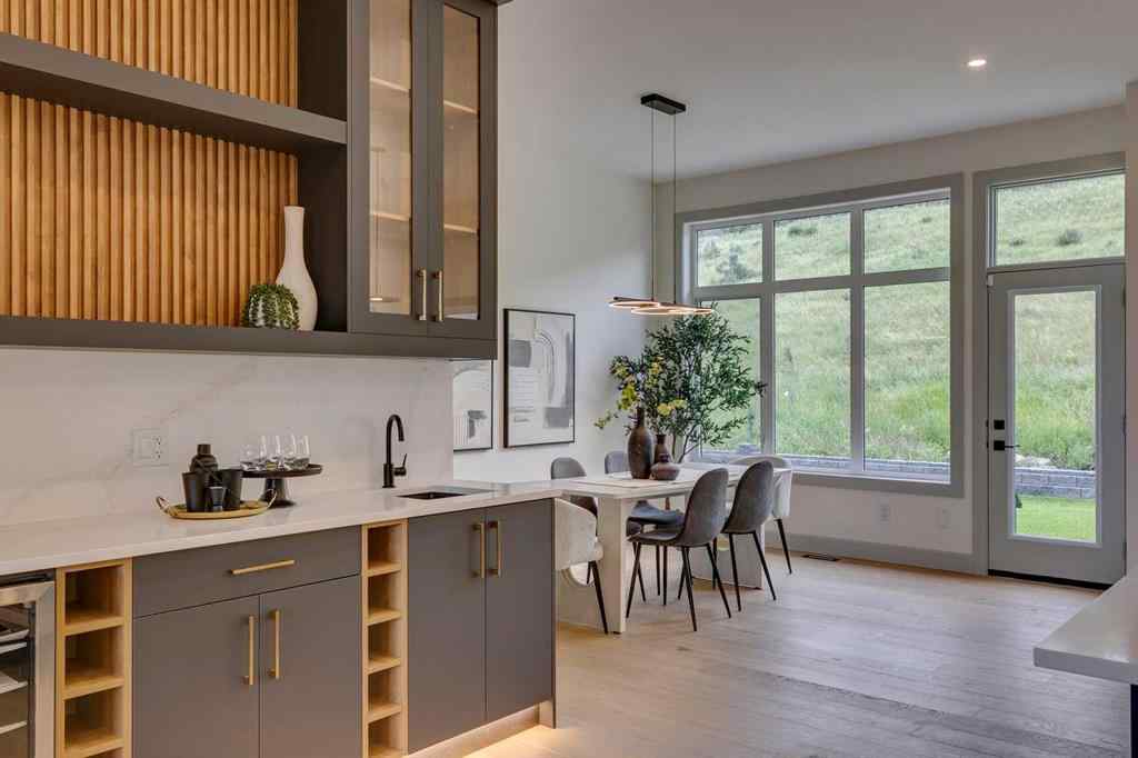 MLS® A2240397 - 431 Patterson Boulevard SW in Patterson Calgary, Residential