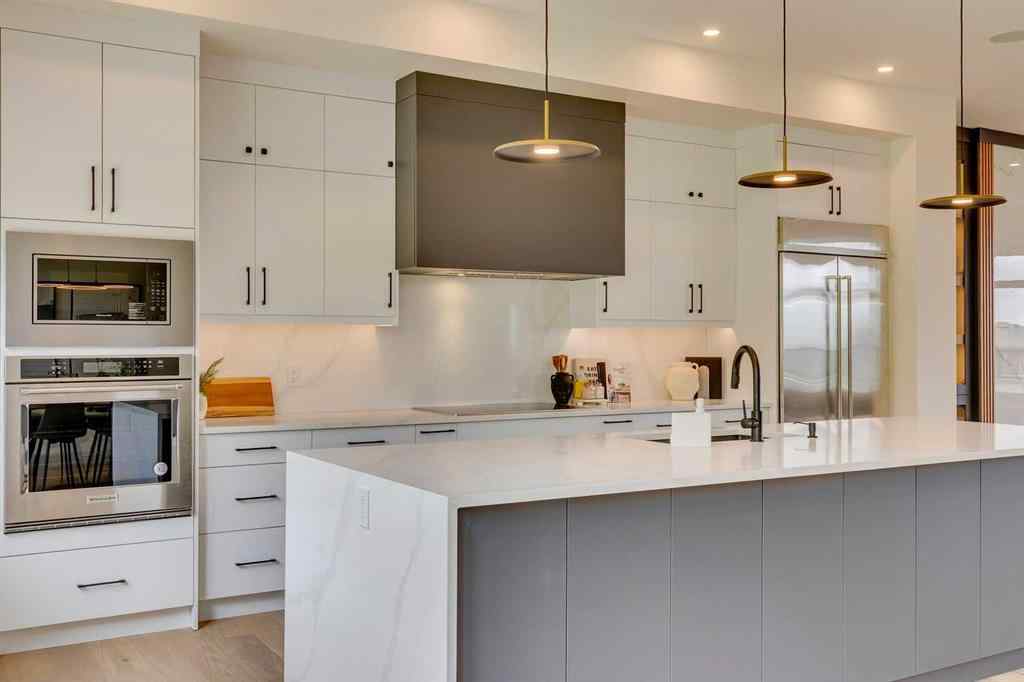 MLS® A2240397 - 431 Patterson Boulevard SW in Patterson Calgary, Residential