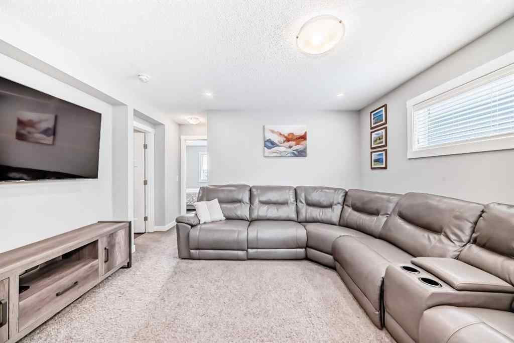 MLS® A2240413 - 1073 Chinook Gate Heath SW in Chinook Gate Airdrie, Residential
