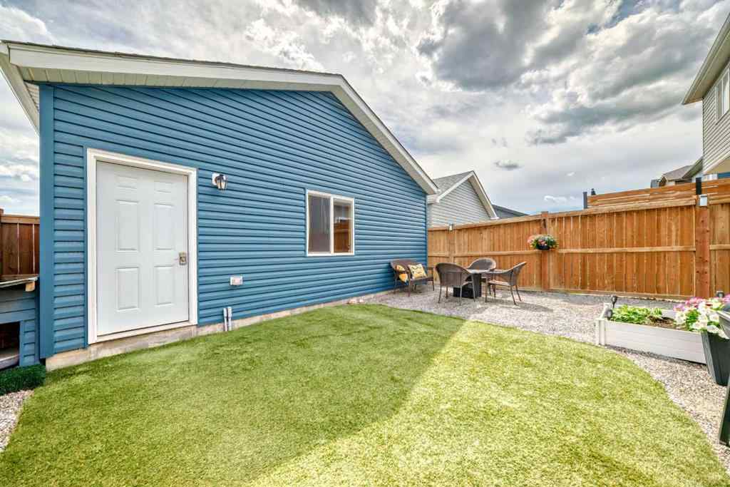 MLS® A2240413 - 1073 Chinook Gate Heath SW in Chinook Gate Airdrie, Residential