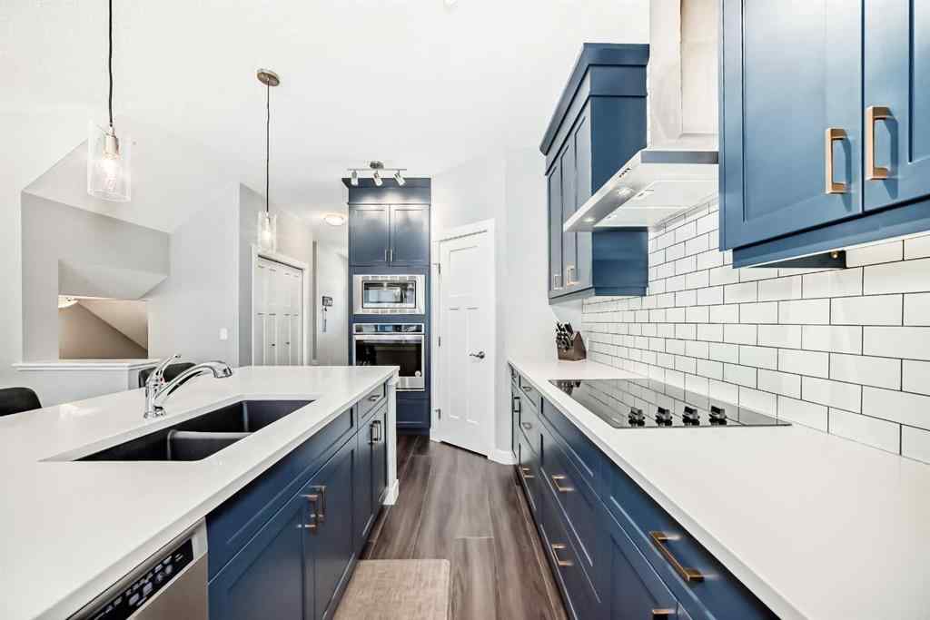 MLS® A2240413 - 1073 Chinook Gate Heath SW in Chinook Gate Airdrie, Residential