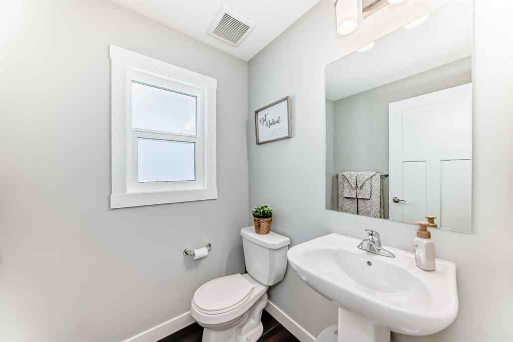 MLS® A2240413 - 1073 Chinook Gate Heath SW in Chinook Gate Airdrie, Residential