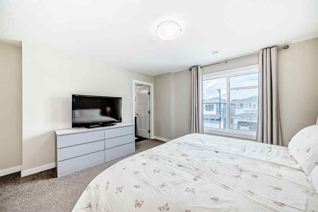 MLS® A2240413 - 1073 Chinook Gate Heath SW in Chinook Gate Airdrie, Residential