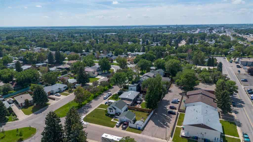MLS® A2240419 - 315 Dieppe Boulevard S in Glendale Lethbridge, Residential