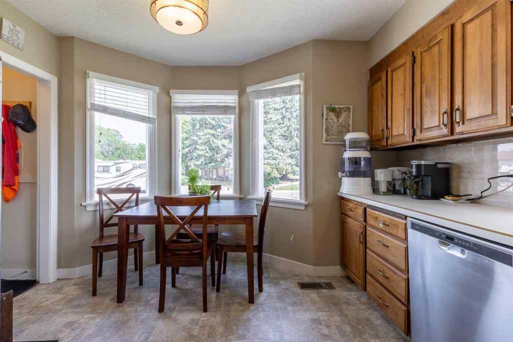 MLS® A2240419 - 315 Dieppe Boulevard S in Glendale Lethbridge, Residential