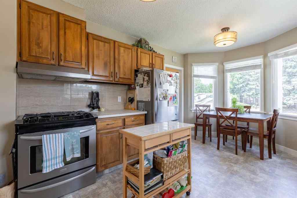 MLS® A2240419 - 315 Dieppe Boulevard S in Glendale Lethbridge, Residential