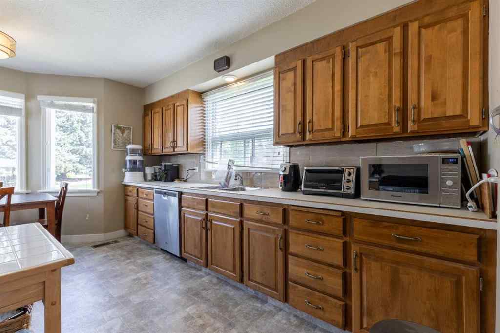 MLS® A2240419 - 315 Dieppe Boulevard S in Glendale Lethbridge, Residential