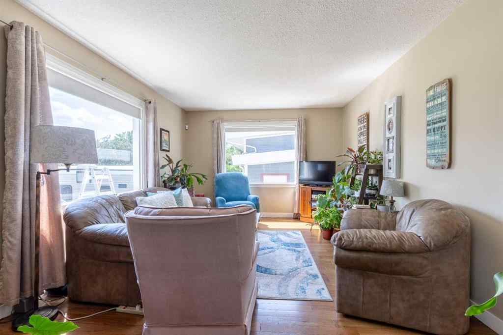 MLS® A2240419 - 315 Dieppe Boulevard S in Glendale Lethbridge, Residential