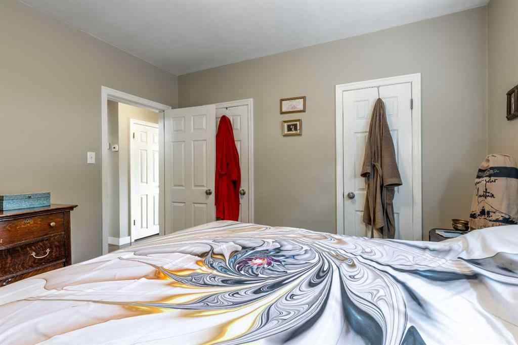 MLS® A2240419 - 315 Dieppe Boulevard S in Glendale Lethbridge, Residential