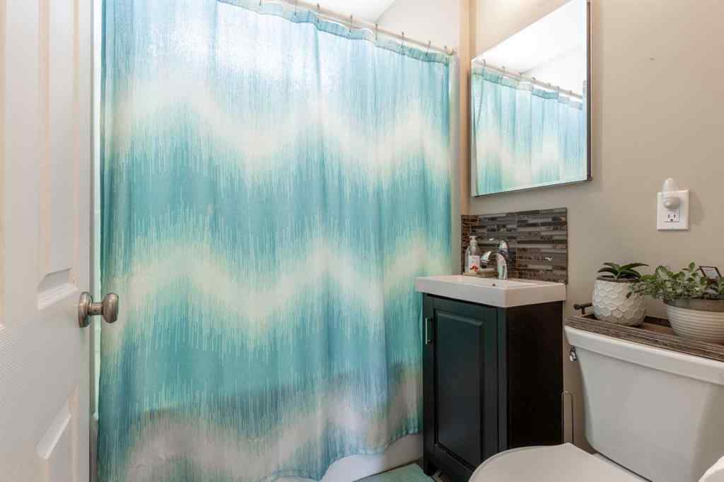 MLS® A2240419 - 315 Dieppe Boulevard S in Glendale Lethbridge, Residential