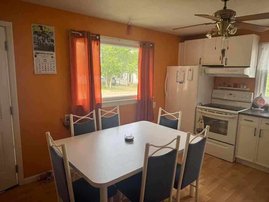 MLS® A2240424 - 4811 53 Avenue  in NONE Grimshaw, Residential
