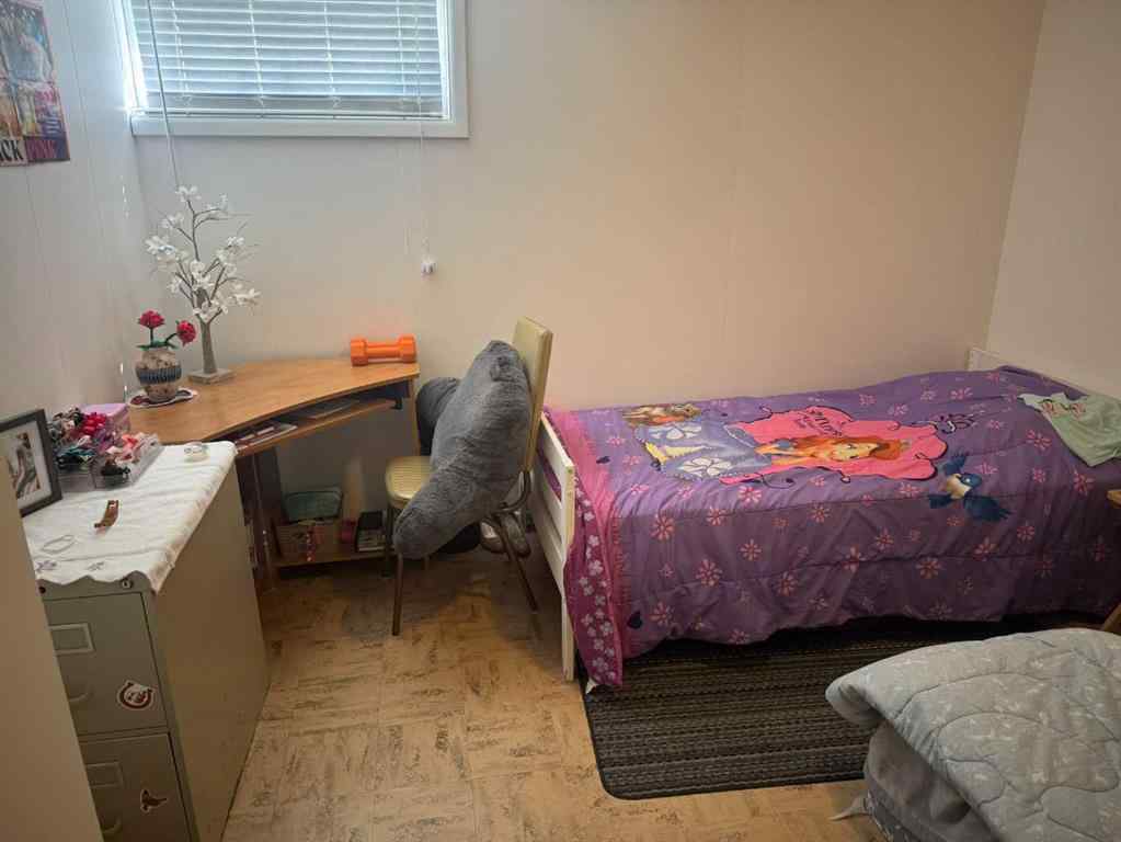 MLS® A2240424 - 4811 53 Avenue  in NONE Grimshaw, Residential
