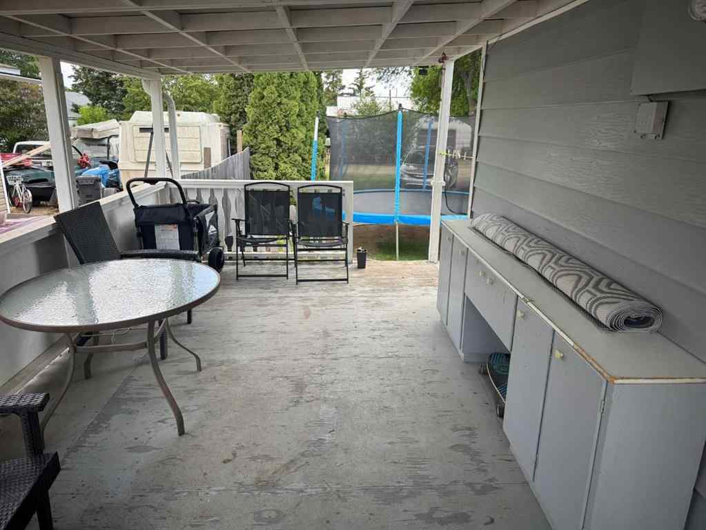 MLS® A2240424 - 4811 53 Avenue  in NONE Grimshaw, Residential