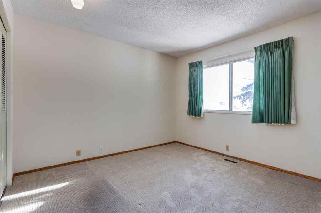 MLS® A2240427 - 6119 Thornaby Way NW in Thorncliffe Calgary, Residential