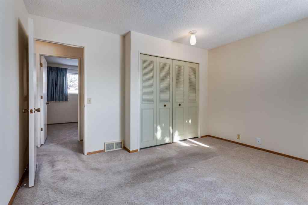 MLS® A2240427 - 6119 Thornaby Way NW in Thorncliffe Calgary, Residential