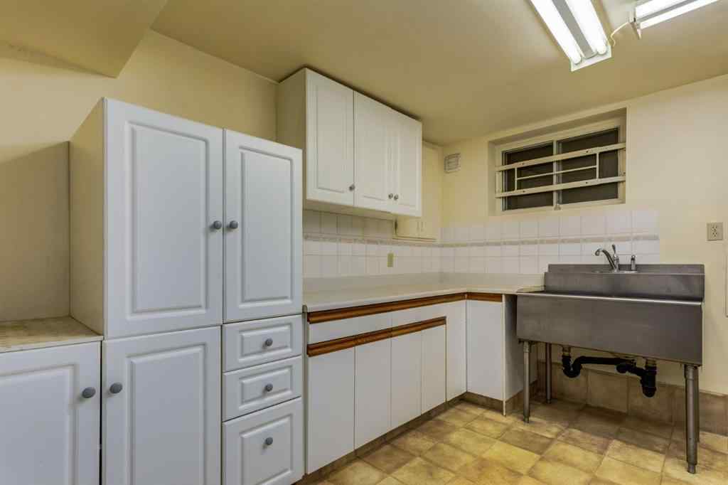 MLS® A2240427 - 6119 Thornaby Way NW in Thorncliffe Calgary, Residential