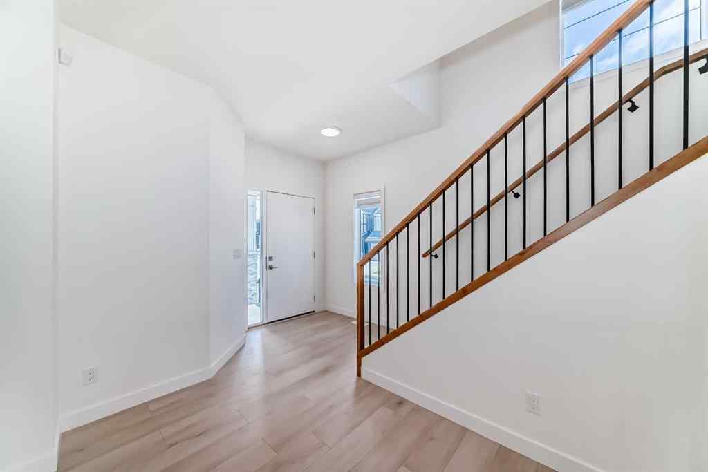MLS® A2240430 - 99 Lawrence Green SE in Lanark Airdrie, Residential