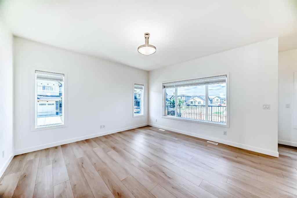 MLS® A2240430 - 99 Lawrence Green SE in Lanark Airdrie, Residential