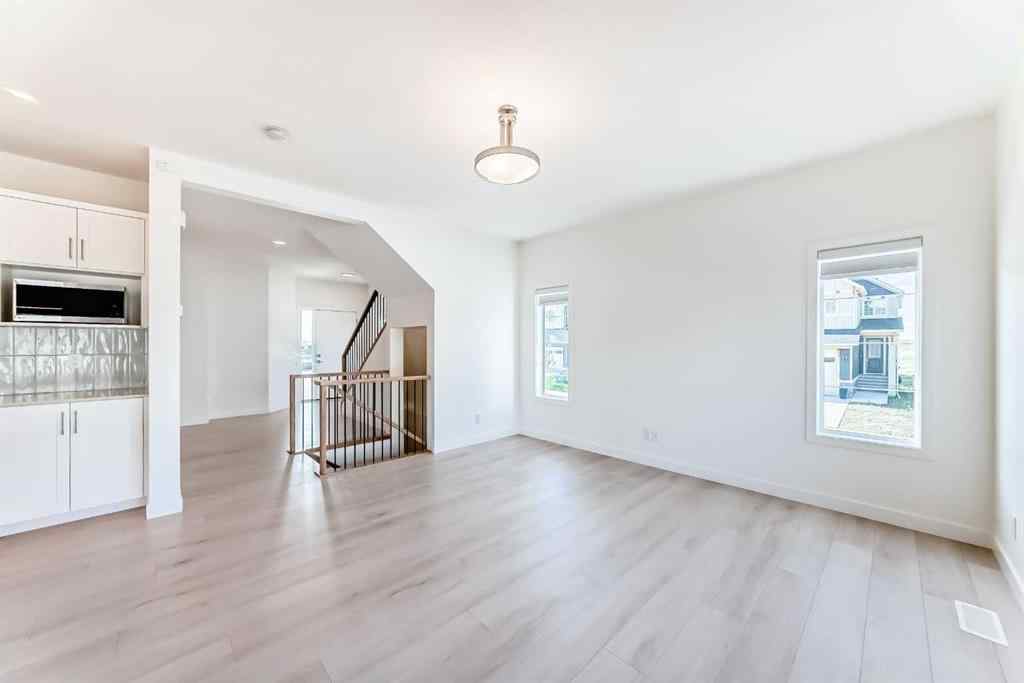 MLS® A2240430 - 99 Lawrence Green SE in Lanark Airdrie, Residential