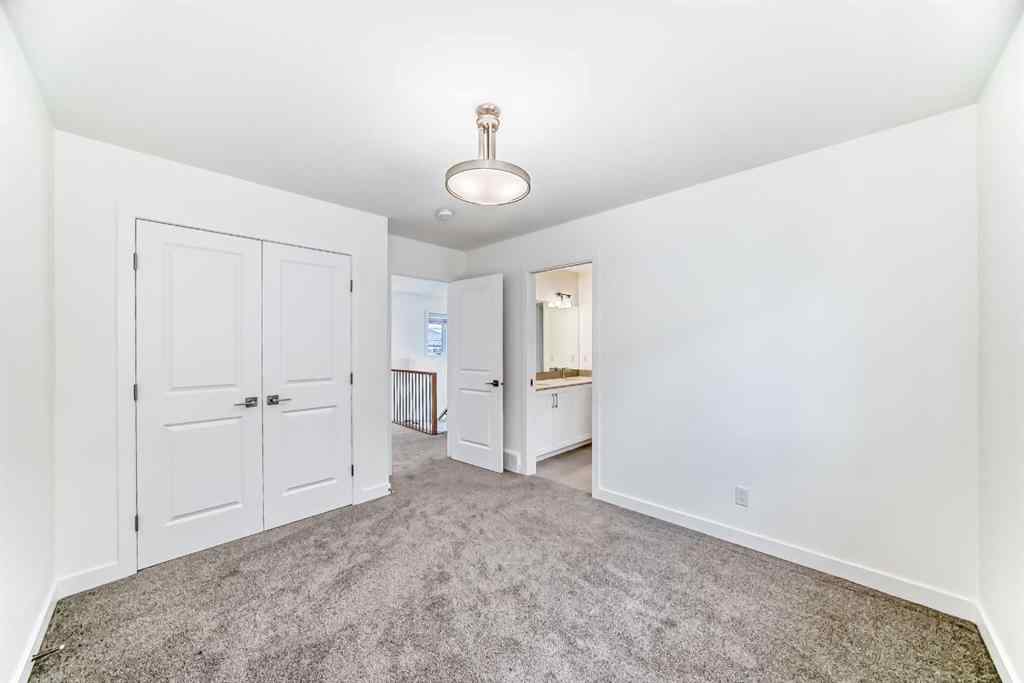 MLS® A2240430 - 99 Lawrence Green SE in Lanark Airdrie, Residential