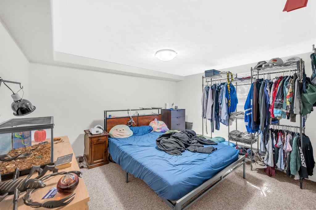 MLS® A2240440 - 252 21 Avenue NE in Tuxedo Park Calgary, Residential