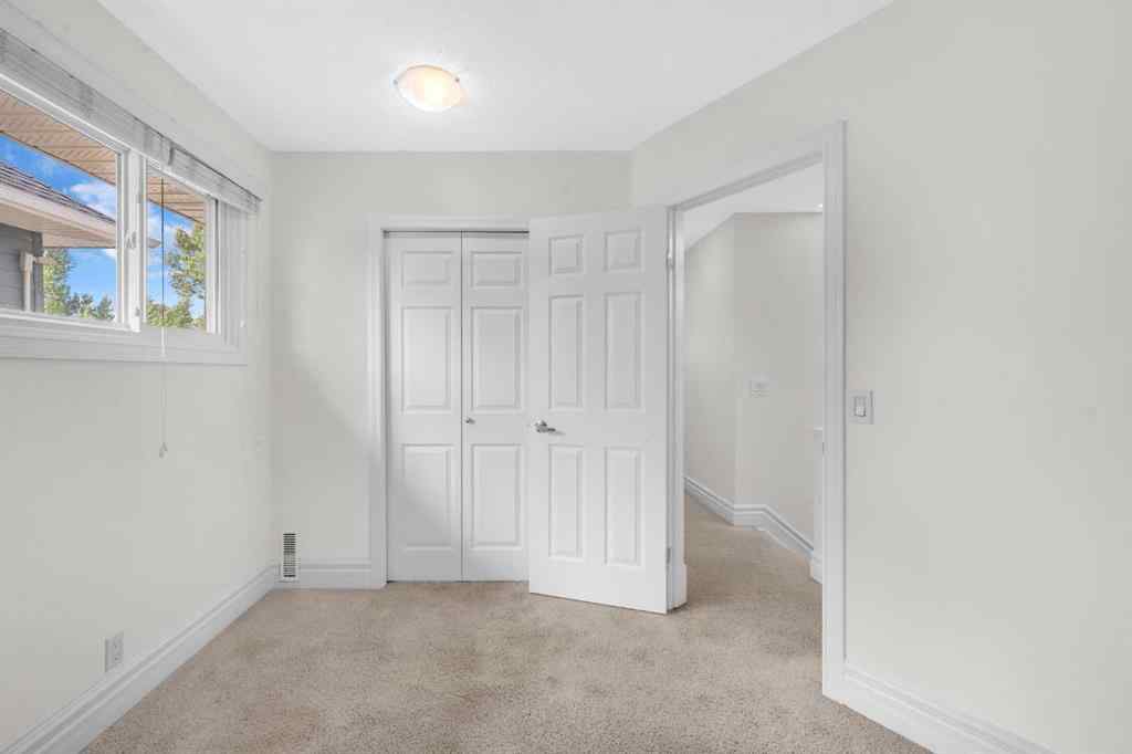 MLS® A2240440 - 252 21 Avenue NE in Tuxedo Park Calgary, Residential