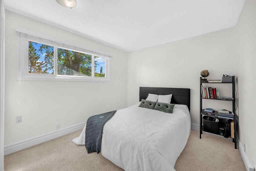 MLS® A2240440 - 252 21 Avenue NE in Tuxedo Park Calgary, Residential