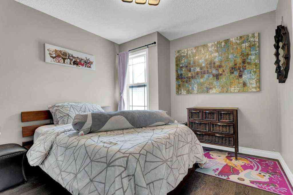 MLS® A2240444 - 558 Fairways Crescent NW in Fairways Airdrie, Residential