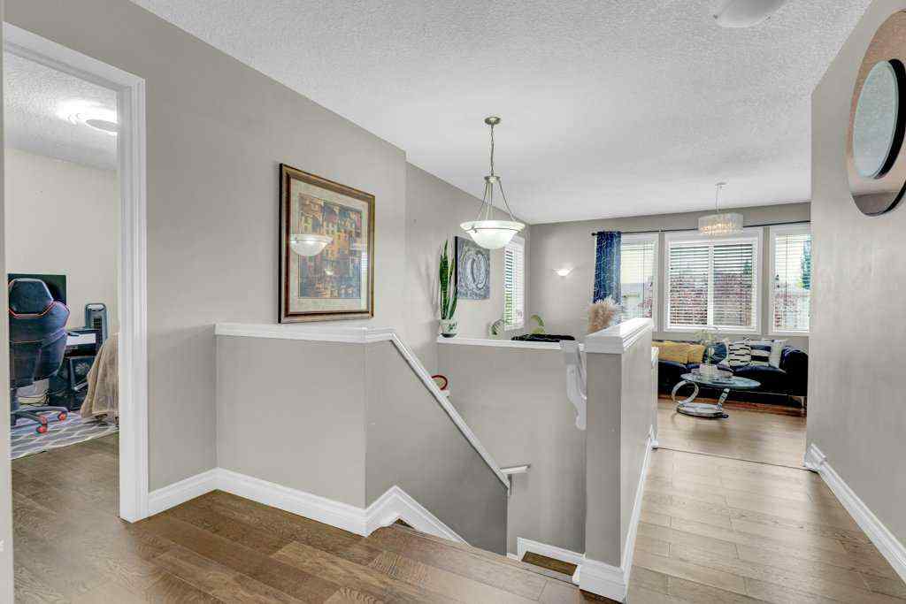 MLS® A2240444 - 558 Fairways Crescent NW in Fairways Airdrie, Residential