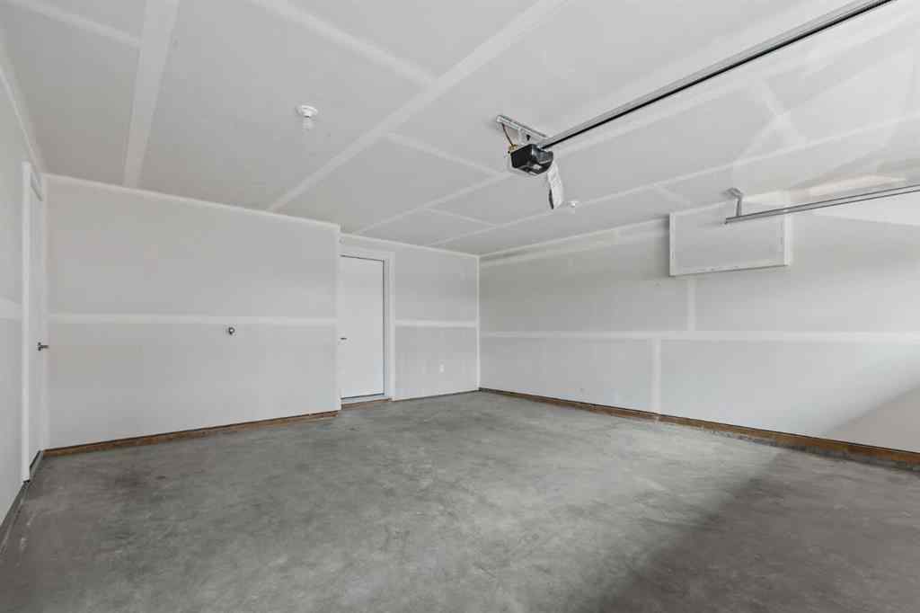 MLS® A2240445 - 93 Shawnee Common SW in Shawnee Slopes Calgary, Residential