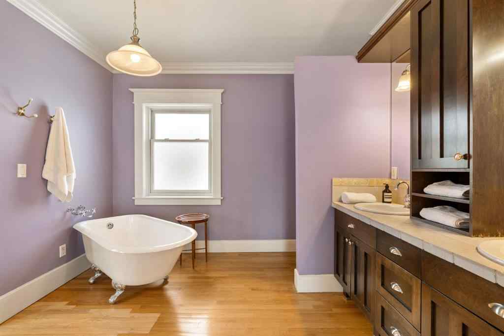 MLS® A2240454 - 3025 Elbow Drive SW in Elbow Park Calgary, Residential