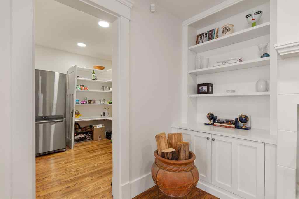 MLS® A2240454 - 3025 Elbow Drive SW in Elbow Park Calgary, Residential