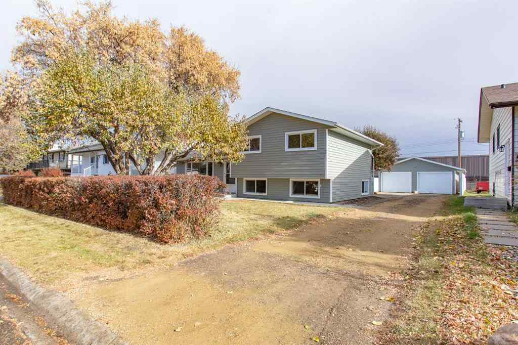 MLS® A2240455 - 5233 47 Street  in Downtown Lacombe Lacombe, Residential